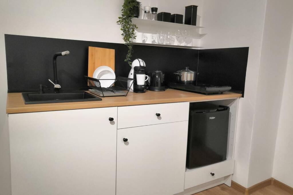 Oficynaapartments Гливице Екстериор снимка